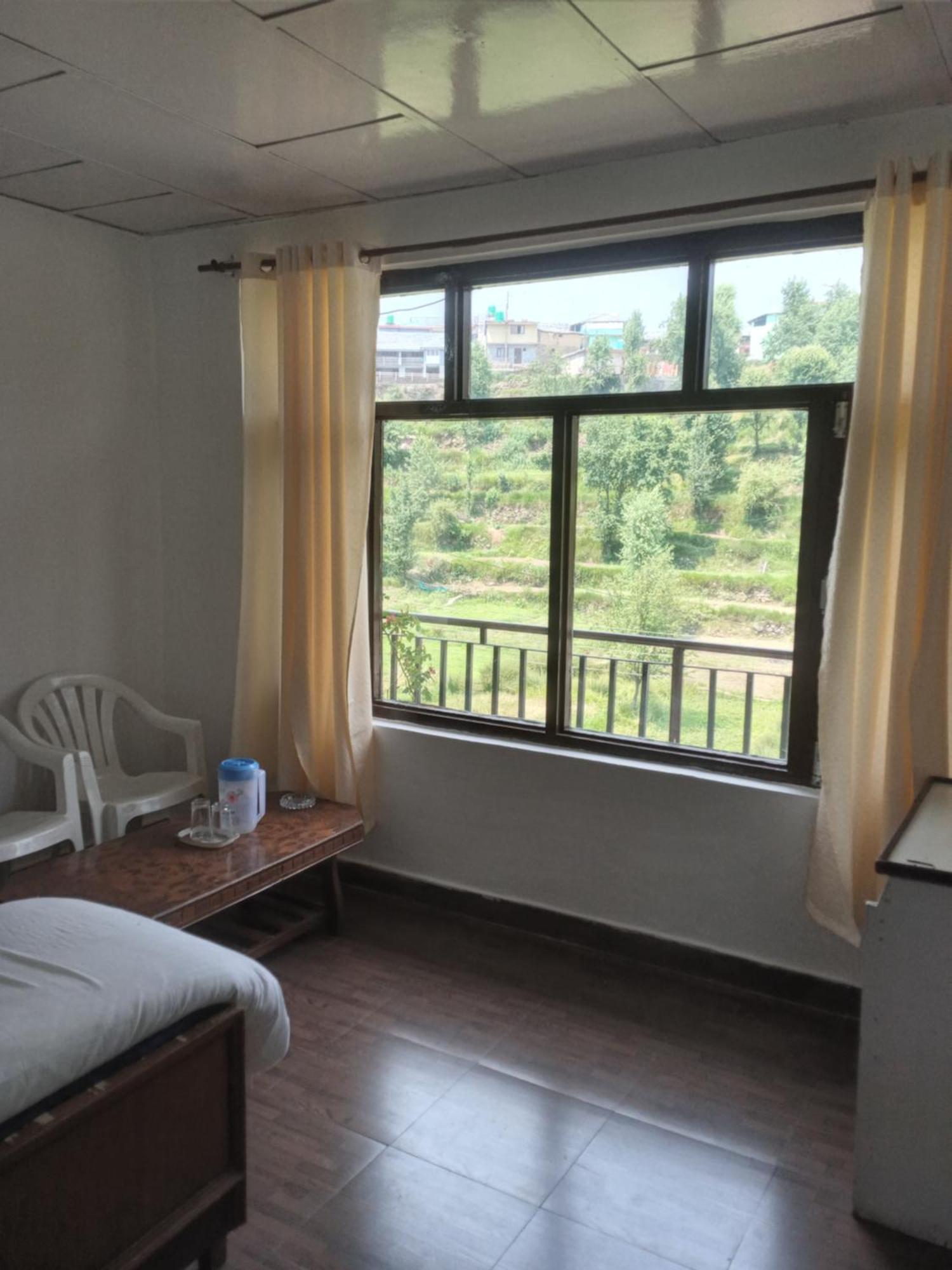 Nirmal Homestay Dharamshala Ngoại thất bức ảnh